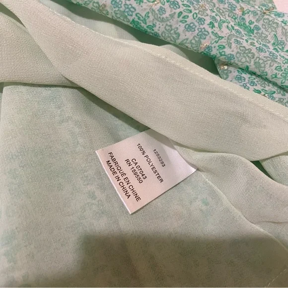 Floral Green Ruffle Blouse - Picture 6 of 8